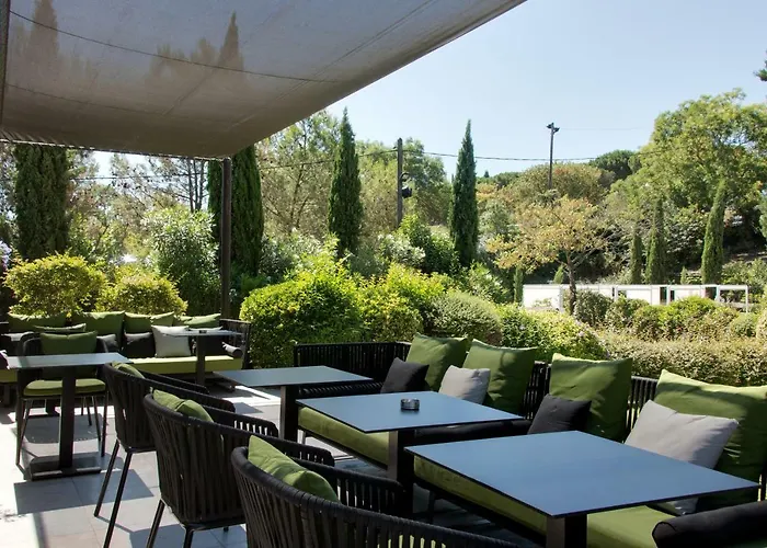 Отель Du Chateau & - Teritoria